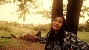 QUE VOZ LINDA😍 VOCÊ PRECISA OUVIR • AGINDO EM SILÊNCIO – VERA LUCIAH CLIPE LANÇAMENTO GOSPEL