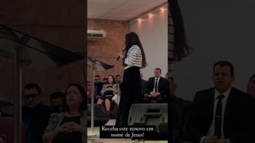 Damares ministrando ao vivo em Sapiranga- Rio Grande do Sul