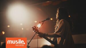 Isadora Pompeo – Eu Sei Que Vem (Ao Vivo)