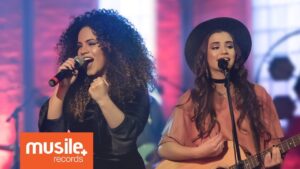 Isadora Pompeo e Rebeca Carvalho – Tua Alegria (Ao Vivo)