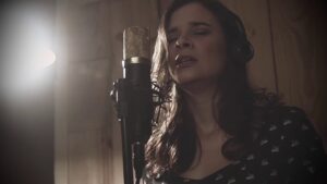 Luma Elpídio – Liberta-me de Mim (Video Oficial)