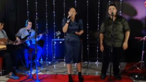 Ta difícil😭adorar na prova? Ouça esse Louvor Gislaine Silva – Tempo de provação ( LIVE )