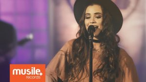 Isadora Pompeo – Deus Perfeito (Ao Vivo)