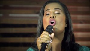 QUE LOUVOR É ESSE? 😱 OUÇA • TERRA DE DEUS – CÁTIA RAMOS | LANÇAMENTO 2023