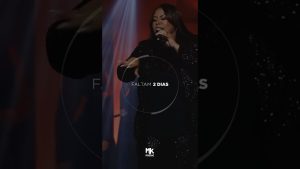 Faltam somente 2 dias para vocês serem abençoados por “ANA” da Gisele Nascimento #dvd20anos #aovivo