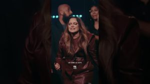 “Há Poder No Nome” 🔥🙏  Assista agora o lançamento da cantora Sarah Farias com One Service