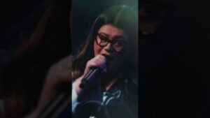 Agora você vai poder usar o audio do novo clipe de Midian Lima nos seus shorts, com a canção “Jonas”