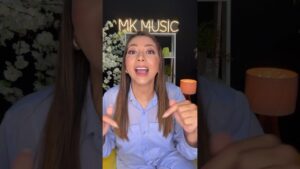 Alô, alô 📣 Confira agora um recado super especial da cantora Jozyanne #ÉQuaseMeia-Noite #MK