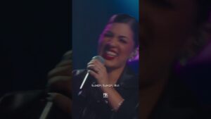 Ele cura toda a dor! Assista e seja abençoado com o novo lançamento da cantora Eyshila “Deus Forte”🎶
