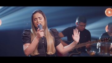 Meu Deus e Perfeito😍 Esse Louvor Ouça – Genaiene |