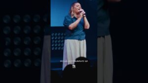 “Eternamente Sua”, novo lançamento da Léa Mendonça! Uma canção sobre amor, perdão e recomeço #MK