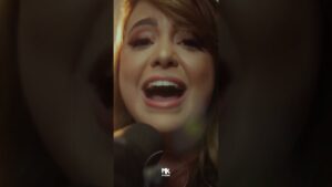 Faça já o pré release da canção “É Mais Que Uma Honra” da Bekah Costa e use o áudio nos seus shorts!