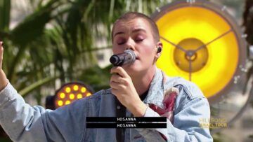 Hosanna- The Hillsong Israel Tour from the Steps on the