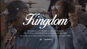 Kingdom (feat. Naomi Raine & Chandler Moore) | Maverick City