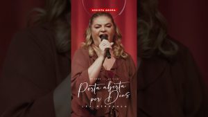 O novo clipe da Léa Mendonça vai tocar seu coração! Assista “Porta Aberta Por Deus”! 🙌 #MKMusic